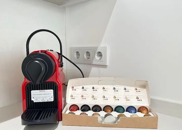 Jacinto Benavente 15, 1s Con Parking Gratis By Ybh * Βίγκο